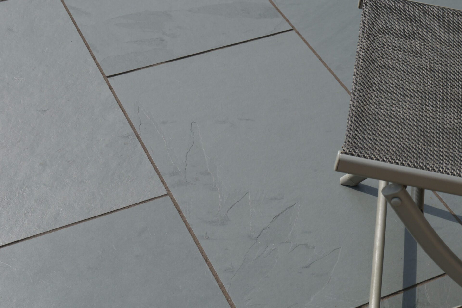 (Sample) - Brazilian Slate Grey Machine-Cut Sides with Riven Top